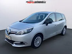 Grau Gebraucht 2015 Renault Scénic III Bose Edition Van / Kleinbus | 8.900 € (Fairer Preis)