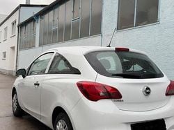 Weiß Gebraucht 2016 Opel Corsa Kleinwagen | 5.350 € (Guter Preis)