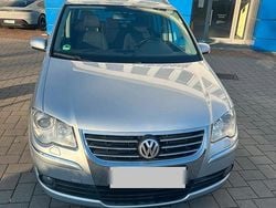 Silber Gebraucht 2008 VW Touran Van / Kleinbus | 3.400 € (Etwas zu teuer)