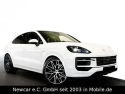Weiß Gebraucht 2024 Porsche Cayenne SUV | 116.500 € (Guter Preis)