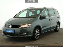Blau Gebraucht 2021 VW Sharan Highline Van / Kleinbus | 27.890 € (Etwas zu teuer)