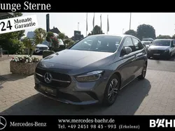 Lack mountaingrau Gebraucht 2024 Mercedes B200 Progressive Van / Kleinbus | 33.950 € (Teuer)