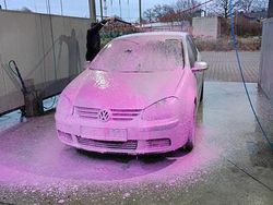 Silber Gebraucht 2006 VW Golf V Limousine | 2.150 € (Fairer Preis)