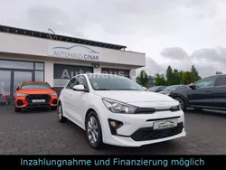 Weiß Gebraucht 2021 Kia Rio Vision Limousine | 15.990 € (Fairer Preis)
