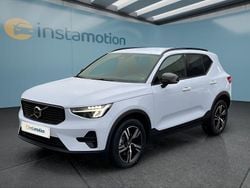 Blau Gebraucht 2024 Volvo XC40 Plus SUV | 40.199 € (Etwas zu teuer)