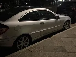 Silber Gebraucht 2005 Mercedes C230 Coupé | 3.950 € (Fairer Preis)