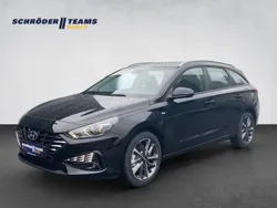 Schwarz Neu 2024 Hyundai i30 Trend Kombi | 32.390 € (Teuer)