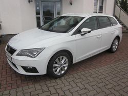 Weiß Gebraucht 2020 Seat Leon ST Style Kombi | 18.899 € (Fairer Preis)