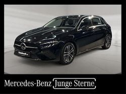 Metalliclack kosmosschwarz Gebraucht 2024 Mercedes A180 Progressive Limousine | 26.880 € (Guter Preis)