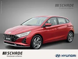 Rot Neu 2025 Hyundai i20 Trend Limousine | 22.350 € (Etwas zu teuer)