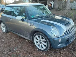 Dark silver metallic Gebraucht 2004 Mini Cooper S Kleinwagen | 3.999 € (Etwas zu teuer)