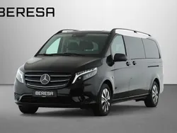 Schwarz Gebraucht 2023 Mercedes Vito Van / Kleinbus | 45.900 € (Teuer)