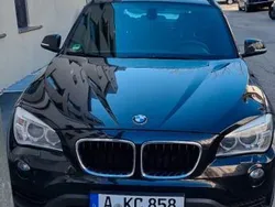 Schwarz Gebraucht 2012 BMW X1 Sport Line SUV | 11.000 € (Fairer Preis)