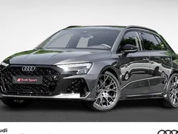 Daytonagrau perleffekt Neu 2025 Audi RS3 Sportback Comfort Kleinwagen | 66.880 €
