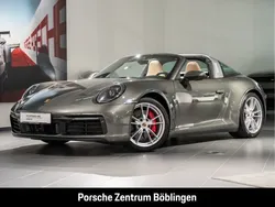 Aventuringrünmetallic Gebraucht 2022 Porsche 911 Targa 4S Cabrio | 159.880 € (Fairer Preis)