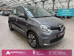 Grau Gebraucht 2021 Renault Twingo SE Kleinwagen | 10.290 € (Fairer Preis)