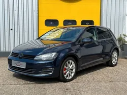 Blau Gebraucht 2014 VW Golf VII Highline Limousine | 9.700 € (Fairer Preis)