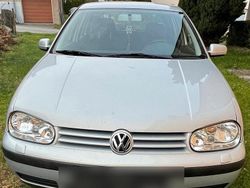 Silber Gebraucht 2000 VW Golf IV Kleinwagen | 1.300 € (Guter Preis)