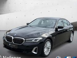 Schwarz Gebraucht 2022 BMW 330e Luxury Line Kombi | 38.900 € (Teuer)