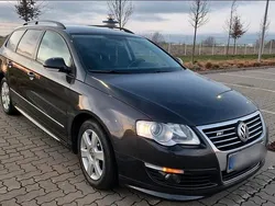 Braun Gebraucht 2010 VW Passat R-line Kombi | 4.550 € (Fairer Preis)