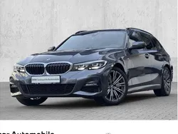 Grau Gebraucht 2022 BMW 330 M Sport Kombi | 33.290 € (Guter Preis)