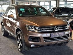 Braun Gebraucht 2011 VW Touareg SUV | 10.990 € (Guter Preis)