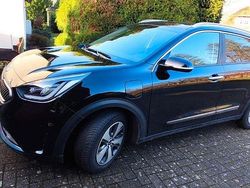 Schwarz Gebraucht 2018 Kia Niro Vision SUV | 14.900 € (Fairer Preis)