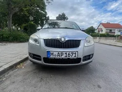 Silber Gebraucht 2008 Skoda Fabia Limousine | 2.600 € (Guter Preis)