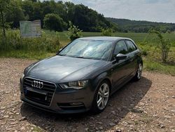 Grau Gebraucht 2014 Audi A3 S-Line Limousine | 11.800 € (Fairer Preis)