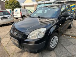 Schwarz Gebraucht 2006 Kia Rio Basis Limousine | 1.500 €