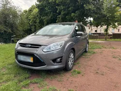 Grau Gebraucht 2012 Ford Grand C-Max Van / Kleinbus | 7.290 € (Fairer Preis)