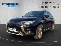 Schwarzschwarz Gebraucht 2021 Mitsubishi Outlander P-HEV Basis Limousine | 22.990 € (Fairer Preis)
