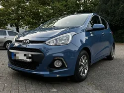 Blau Gebraucht 2016 Hyundai i10 Kleinwagen | 6.900 € (Fairer Preis)