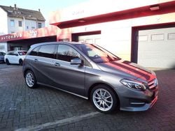 Grau Gebraucht 2018 Mercedes 250 Limousine | 19.990 € (Superpreis)