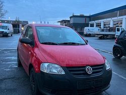 Rot Gebraucht 2010 VW Fox Kleinwagen | 1.490 € (Fairer Preis)