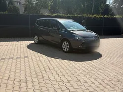 Grau Gebraucht 2012 Opel Zafira Tourer Van / Kleinbus | 6.990 € (Etwas zu teuer)