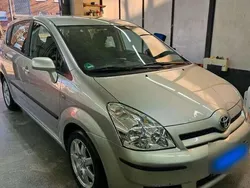 Gebraucht 2006 Toyota Corolla Verso Executive Van / Kleinbus | 7.000 € (Etwas zu teuer)