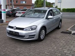 Reflexsilber metallic Gebraucht 2015 VW Golf VII Trendline Kombi | 5.200 € (Fairer Preis)