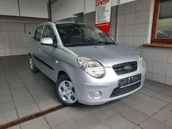 Silber Gebraucht 2010 Kia Picanto Attract Kleinwagen | 2.950 € (Teuer)