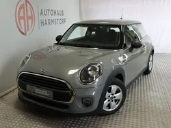 Grau Gebraucht 2019 Mini ONE Kleinwagen | 11.990 € (Fairer Preis)
