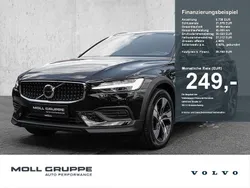 Black solid ´stone´ / solid Gebraucht 2023 Volvo V60 CC Plus Kombi | 35.750 € (Guter Preis)