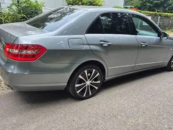 Grau Gebraucht 2009 Mercedes E350 Avantgarde Limousine | 9.200 € (Fairer Preis)