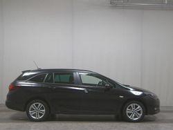 Schwarz Gebraucht 2021 Opel Astra Business Kombi | 9.280 € (Fairer Preis)