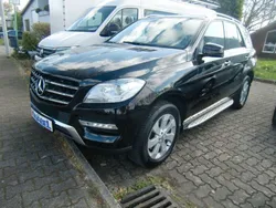Schwarz Gebraucht 2013 Mercedes ML350 SUV | 22.900 € (Fairer Preis)