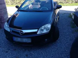 Gebraucht 2008 Opel Tigra Cabrio | 2.200 € (Fairer Preis)