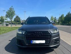 Grau Gebraucht 2019 Audi Q7 Ambiente SUV | 45.700 € (Teuer)