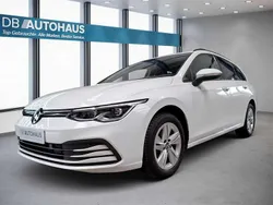 Weiß Gebraucht 2023 VW Golf VIII Life Kombi | 20.990 € (Guter Preis)