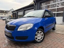 Blau Gebraucht 2009 Skoda Fabia Classic Limousine | 1.999 € (Guter Preis)