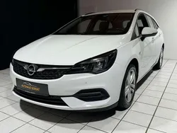 Weiß Gebraucht 2021 Opel Astra Edition Kombi | 13.490 € (Guter Preis)