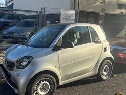 Silber Gebraucht 2016 Smart ForTwo Coupé Prime Kleinwagen | 7.500 € (Superpreis)
